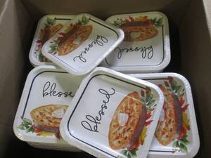 box of 80 10 packs of paper lunch p...