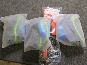 4 dog leashes ...