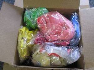 5 boxes of 117 pcs per box tropical...