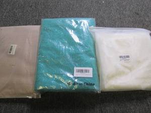lot of 3 table covers ...