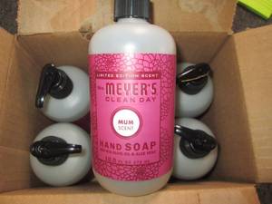 case of 6 meyers clean day mum sce...