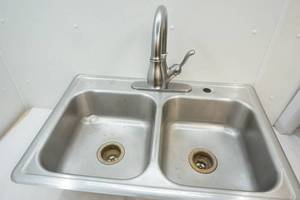 stainless steel sink