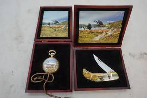 Geese pocket watch and knife set
