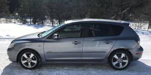 2005 Mazda M3 S