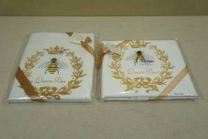 lot 12 image: 4 New Queen Bee Flour Sack Kitchen Towels