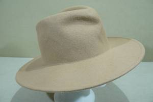 lot 40 image: Universal Thread Wide Brim Adjustable Hat -Camel