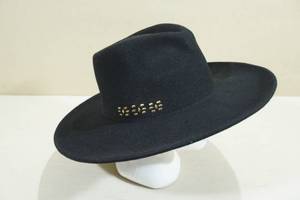 lot 41 image: Universal Thread Wide Brim Adjustable Hat -Black, Gold Accents