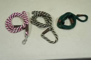 lot 89 image: 2 Mendota Pet Slip Leads with Pink Leash