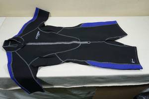 lot 149 image: Cressi Lido 2mm Wet Suit - Lady L4