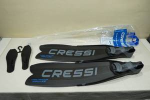 lot 154 image: Cressi Gara Modular Impulse Scuba Fins - Size 3.5-4