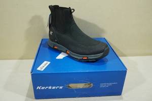 lot 160 image: Korkers Alpine Chelsea Winter Boots - Mens 10.5