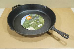lot 164 image: Ozark Trail 15 Cast Iron Skillet