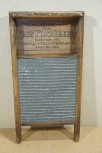 lot 177 image: National Lumber Capitol Line No 20 Baby Peacemaker Washboard