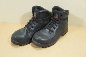 lot 196 image: Brahma Slip Resistant Work Boots - Mens 7 W