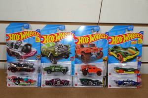 lot 244 image: 8 New Hot Wheels