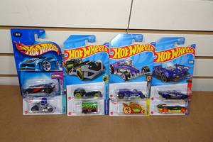 lot 245 image: 8 New Hot Wheels