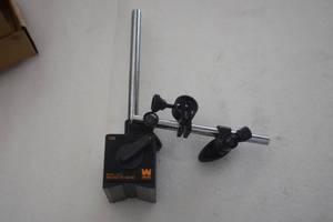 Magnetic Base