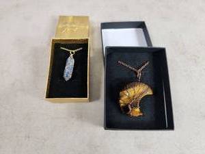 2 New Beautiful Stone Necklaces in Giftboxes