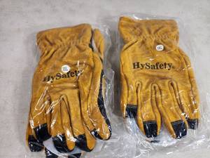 2 New Pair of Thermal Fire Fighting Gloves