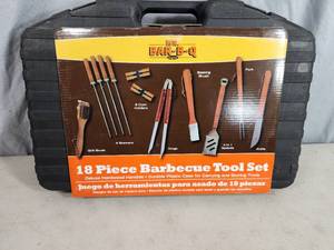 New 18 Piece BBQ Tool Set