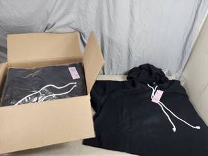 Case of 6 New 2X Hooded Crop Sweatshirts