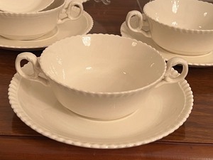 lot 139 image: Set of 12 Vintage Spode Copeland Creams or Soup Bowls with Under Plates
