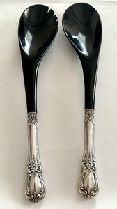 lot 141 image: Towle Old Master Sterling Silver Salad Tongs
