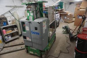 2014 Genie GR15 Electric Man Lift