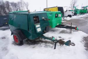 2000 Sullair Model 185DP0CD 185 CFM Tow Behind Air Compressor