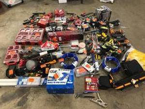 lot 4 image: Lot of Mixed Tools and Hardware Various Models and Conditions Customer Returns See Pictures