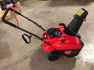 lot 6 image: 21 in. Single Stage Gas Snow Blower by PowerSmart Customer Returns See Pictures