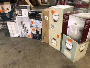 lot 9 image: Lot of Mixed Lighting Various Models and Conditions Customer Returns See Pictures