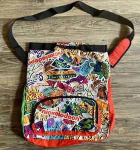 lot 30 image: Nickelodeon Las Vegas Licensing Expo 2016 Promo Crossbody Tote Messenger Bag.