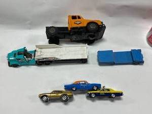 Lot of Vintage Toy Vehicles