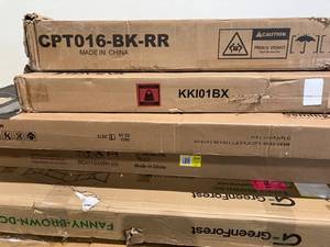 lot 73 image: Wholesale Pallet - Computer Desks, TV Stands, Console Table, etc...