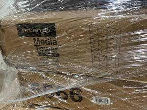 lot 79 image: Wholesale Pallet of Miscellaneous Items