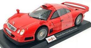 lot 48 image: Maisto 118 Scale Diecast 46629 - Mercedes-Benz CLK-GTR Street Version - Red