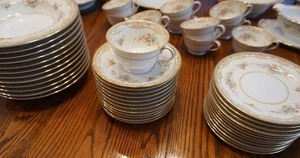 Mint, Huge and Beautiful Collection-Noritake China Sherwood 4903 Japan 7-pc. Place Setting with Service for 12plus Accessories