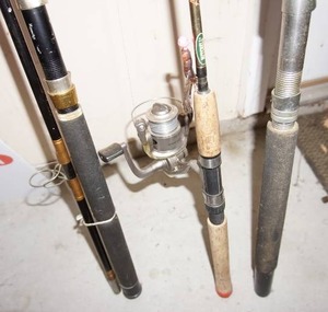 Fishing reels