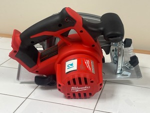 Milwaukee 2630-20 M18 Cordless 6.5 Circular Saw