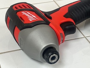 Milwaukee 2656-20 M18 14 Impact Driver