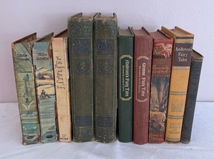lot 47 image: Vintage Childrens Books
