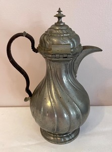 lot 63 image: Vintage Pewter Coffee and Tea Serving Set