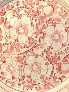 lot 74 image: Pretty Italian Pottery Platter