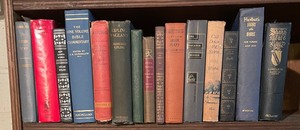 lot 76 image: Vintage Books
