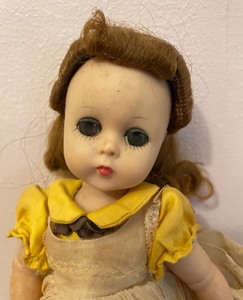 lot 98 image: Two Vintage Dolls