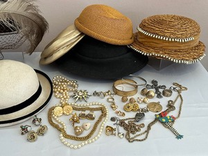 lot 26 image: Fun Vintage Ladies Hats and Costume Jewelry