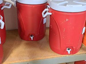 lot 211 image: Lot of (2) Rubbermaid 15 Red Plastic Drinking Water Coolers