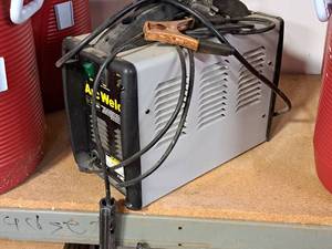 lot 198 image: Buffalo Tools Pro-Series Arc Welder