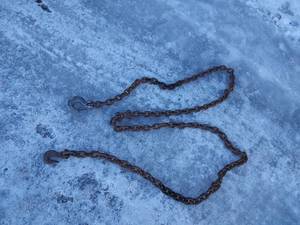 lot 30 image: 12 chain